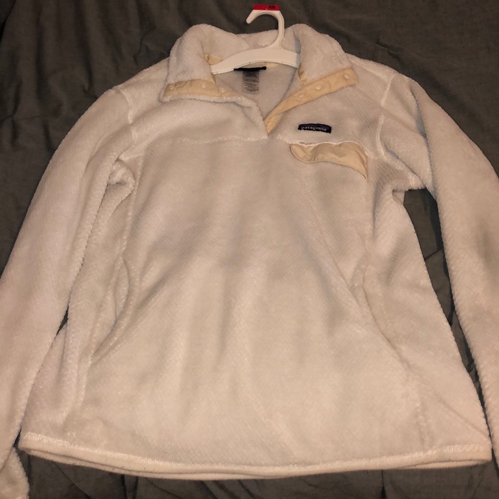 WHITE/CREME PATAGONIA FLEECE PULLOVER